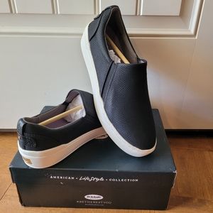 Dr. Scholls Lightweight Slip-Ons